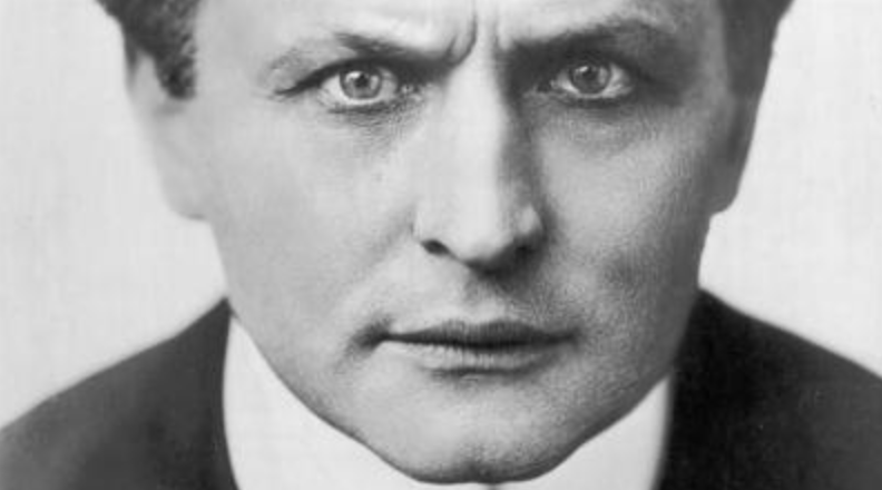 Harry Houdini: Dead on Halloween
